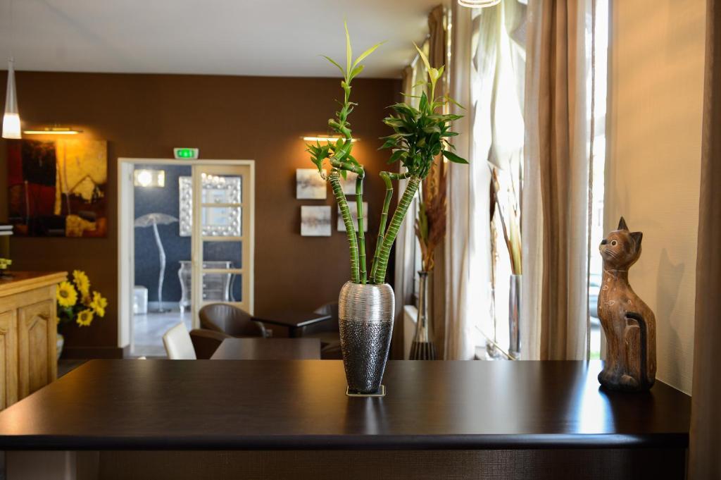 Hotel Des Ducs Alençon Εξωτερικό φωτογραφία